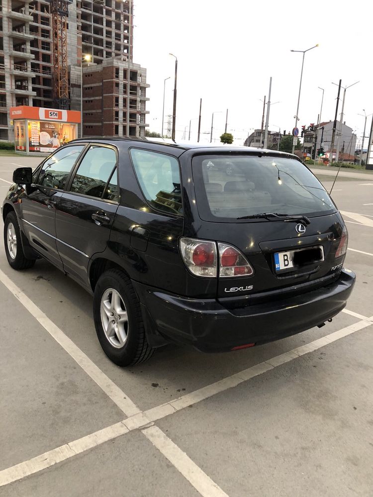 Продавам Lexus RX 300 газ /бензин