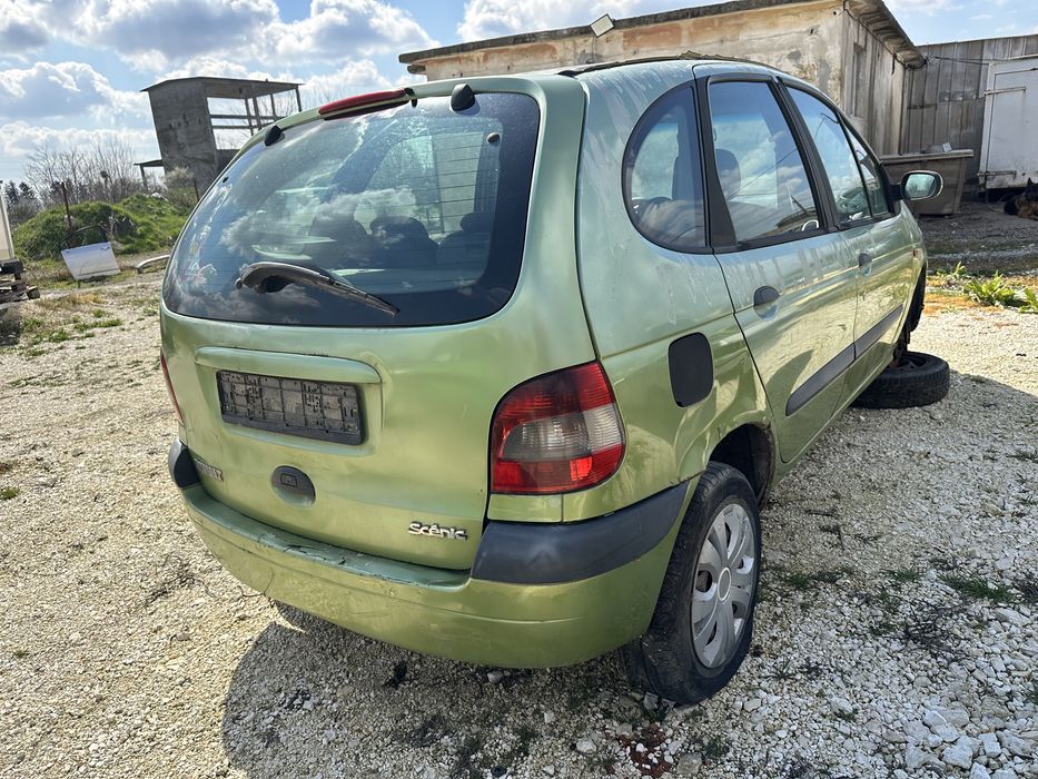 Renault Scenic на части