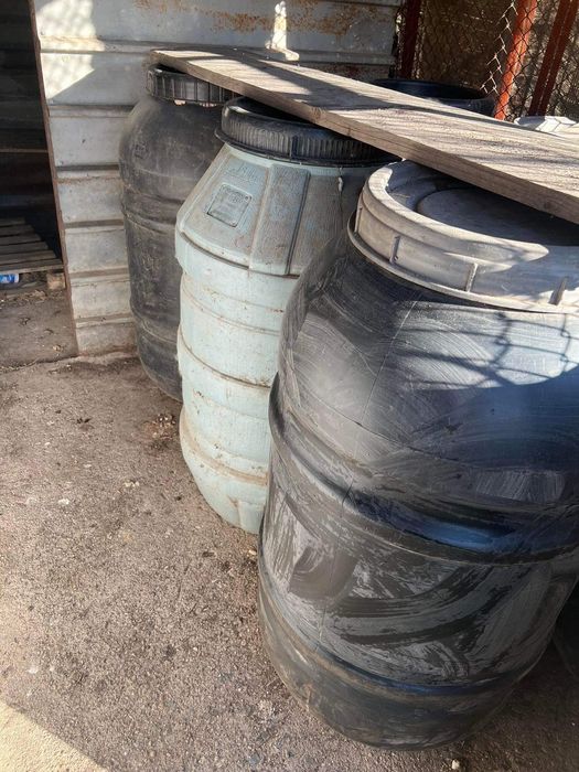 Бидони за всякакви нужди