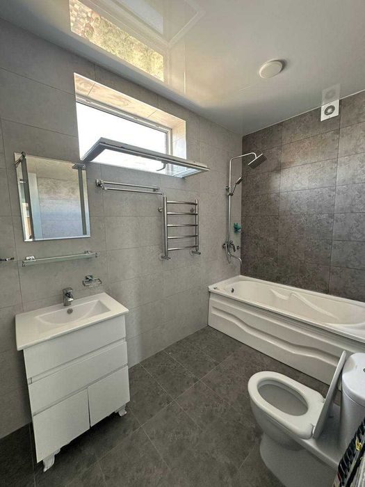 Куйлик Сомпас Коттеж Сотилади 120м2