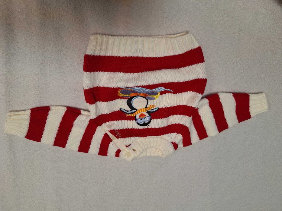 Бебешко пуловерче