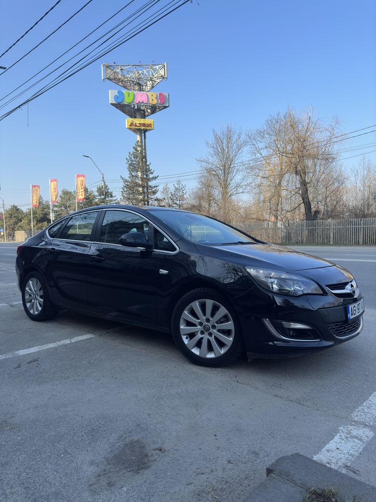 Opel Astra J 2014