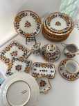 Set ceramică pictată manual Grazia Deruta – 19 piese, Italia