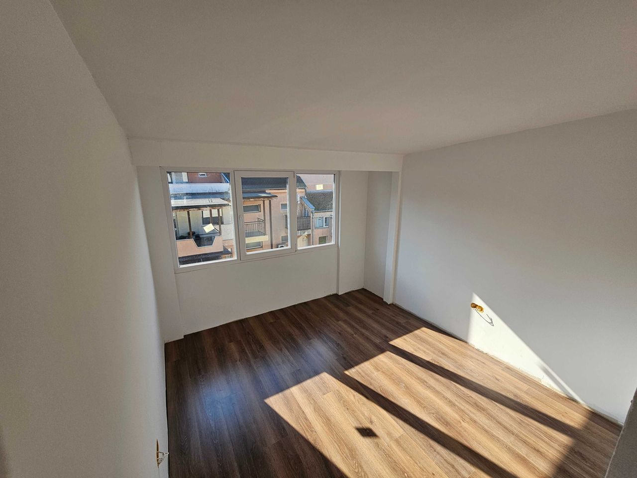 Продава се Мезонет в Варна, Център - 150 кв.м за 1067 €/кв.м - Снимка #6