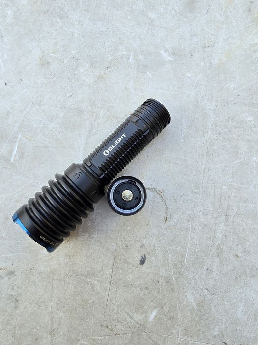 Lanterna Olight warrior x3