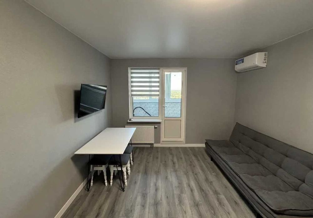 Двустаен имот в кв.Люлин 7