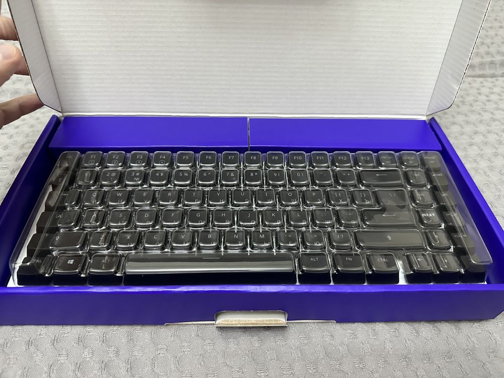 Механическая клавиатура NZXT Mini TCL