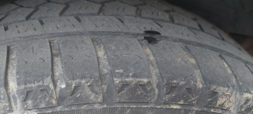 Cauciucuri iarna 215 65 16