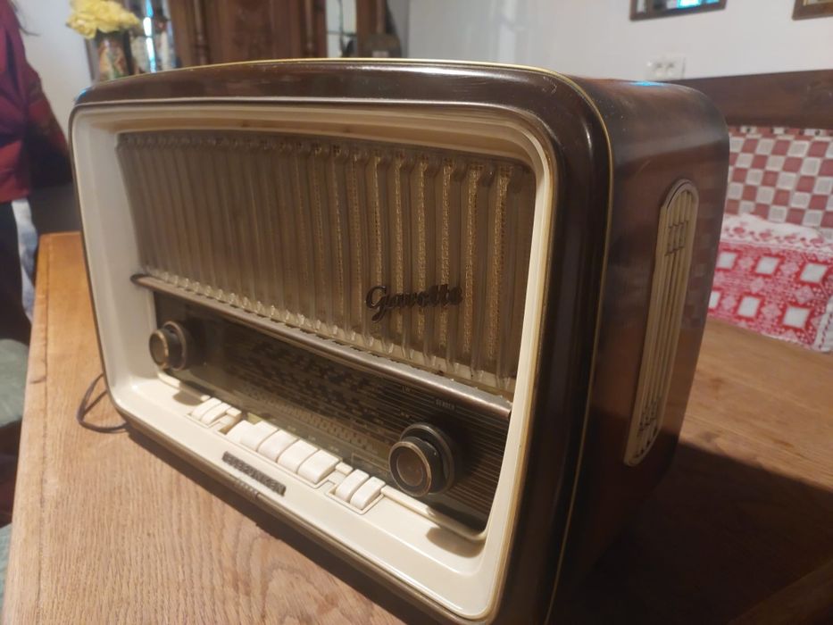 Radio Telefunken Gavotte 9 export