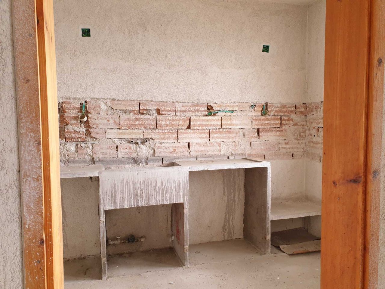 Продава се Многостаен апартамент в Карлово - 150 кв.м за 935 €/кв.м - Снимка #6