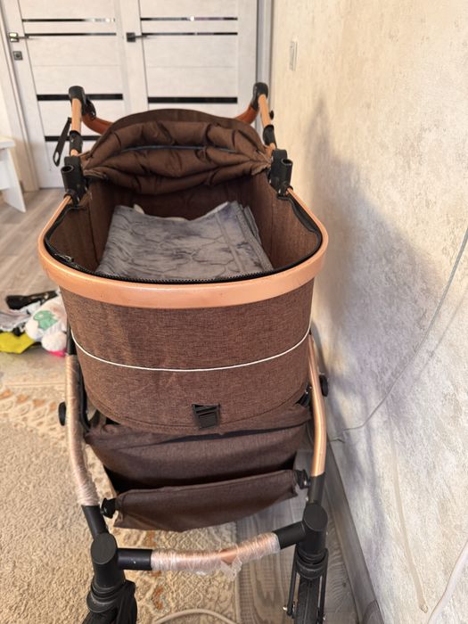 Коляска детскиее