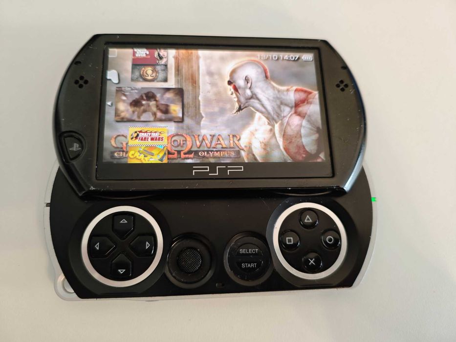 PSP GO - ARK 4 - качени игри