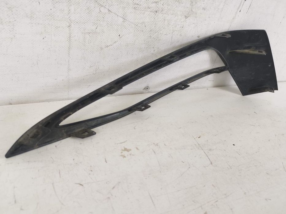 Орнамент Решетка Проектор Десен БМВ Серия 5 Г30 / BMW Seria 5 G30 - Ор