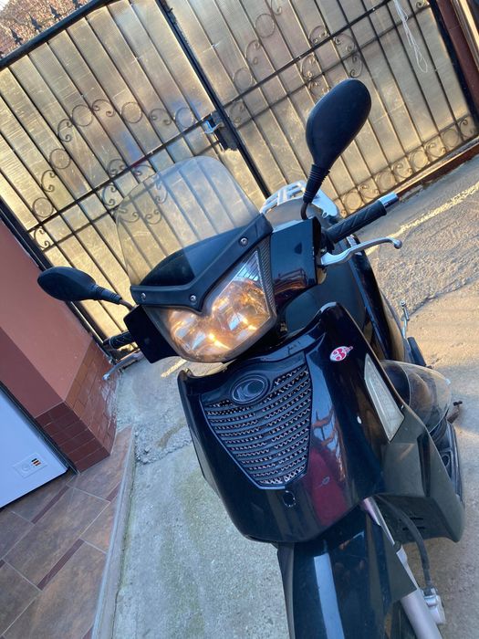 Vând Kymco people s 125