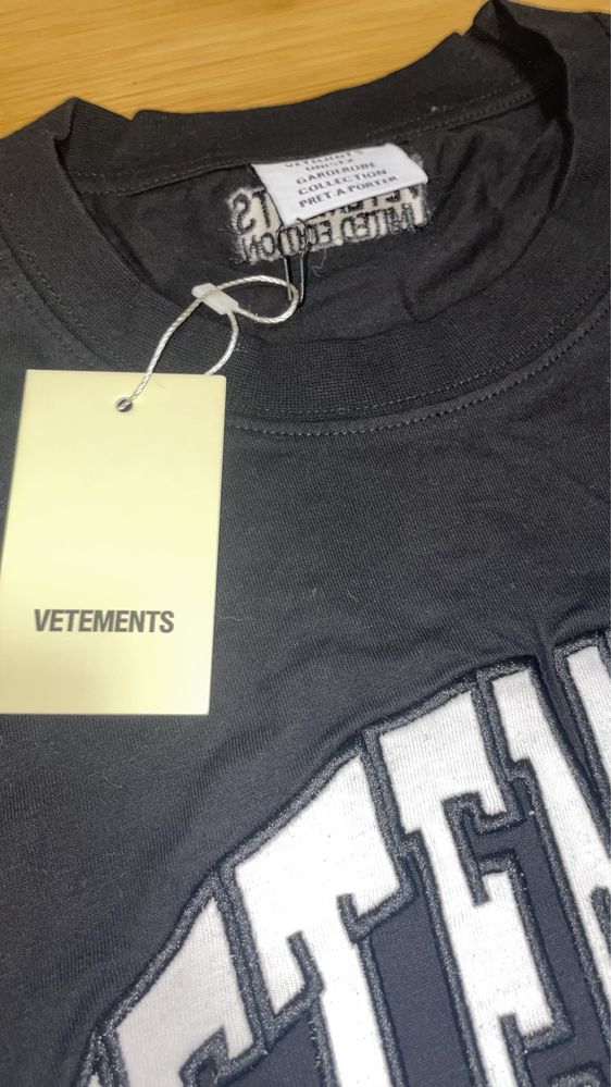 Tricou Vetements S fit de M