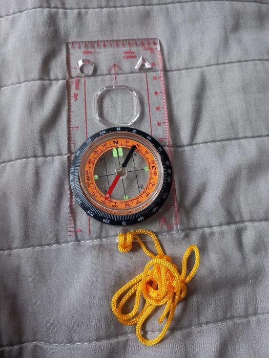 Призматичен компас на линийка/ориентиране/