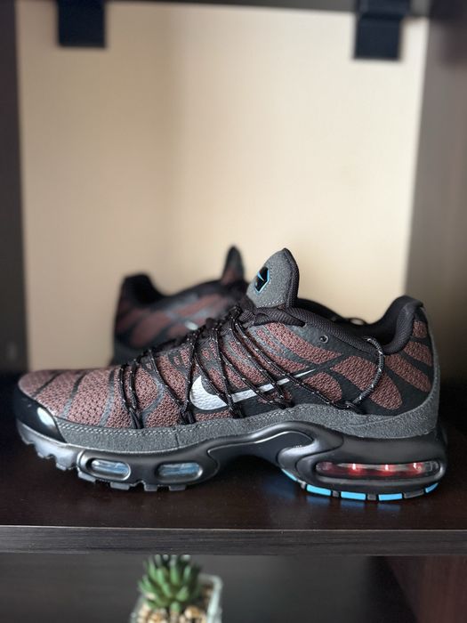 Мъжки обувки nike air max plus