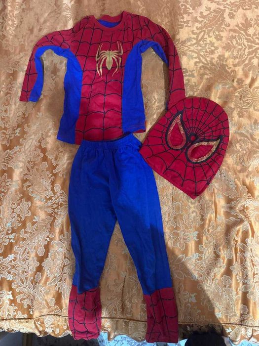 костюма человека-паука 4-6 лет