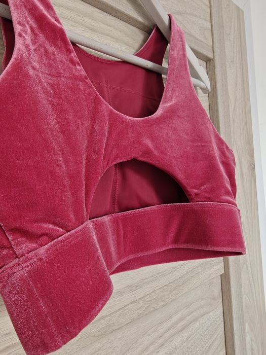 Дамски фитнес топ и клин