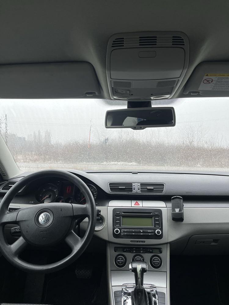 Vând Vw Passat B6