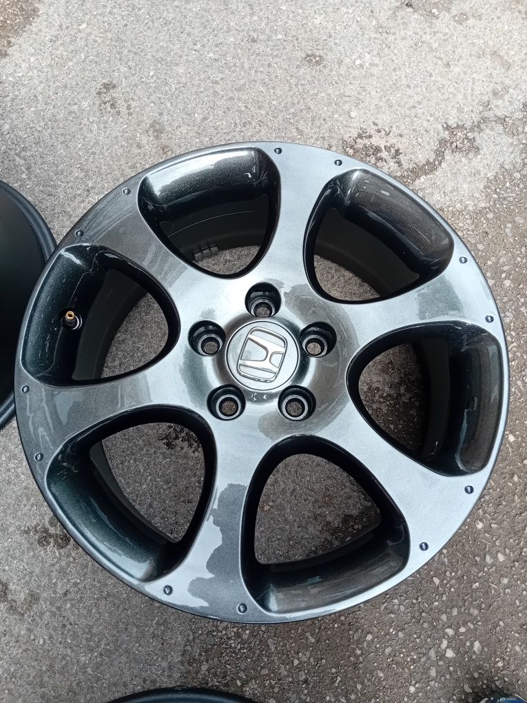 Лети Джанти - 17 цола  5х114.3  ( HONDA и др.)