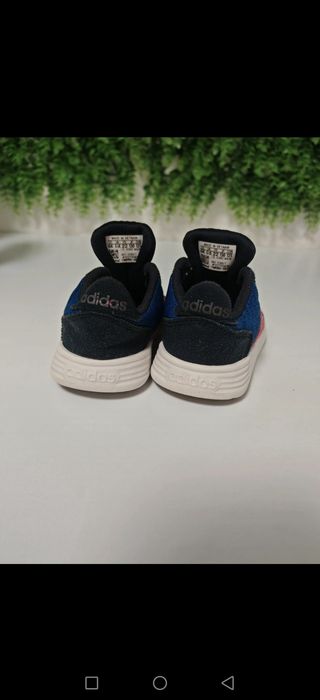 Pantofi sport Adidas mărimea 22