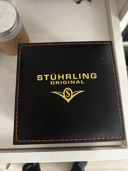 Продаю наручные часы