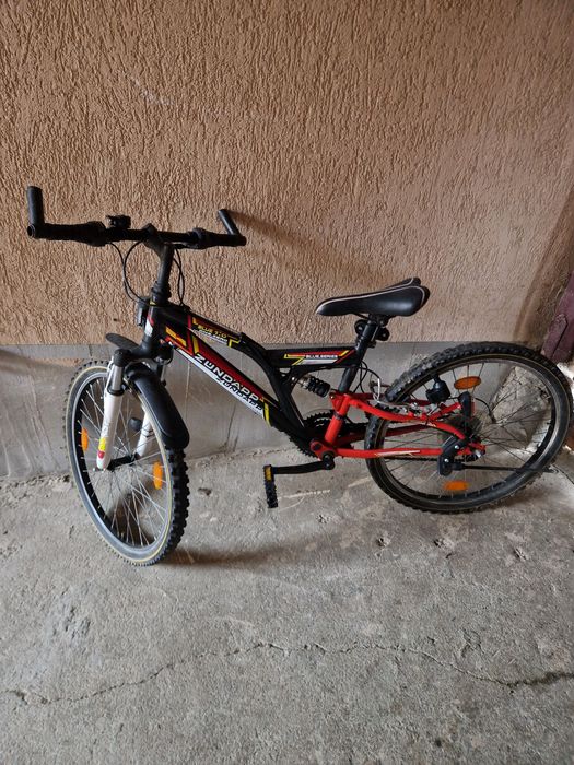 Vand scutere si biciclete!