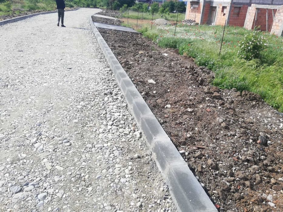 400 m2 cu parter executat simnicu de jos