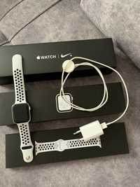 Продам Apple Watch