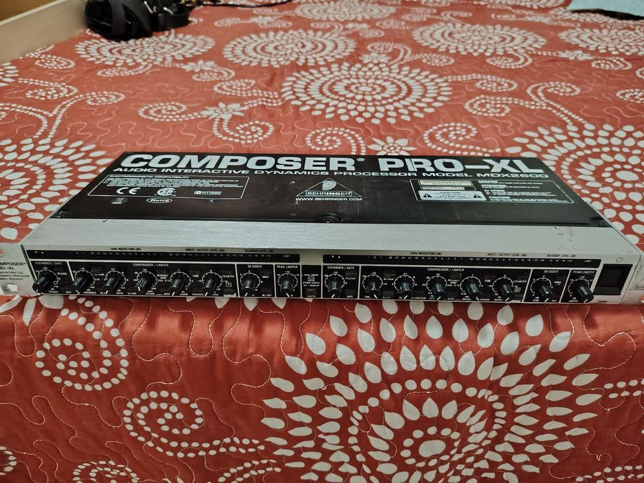 Crossovar Behringer