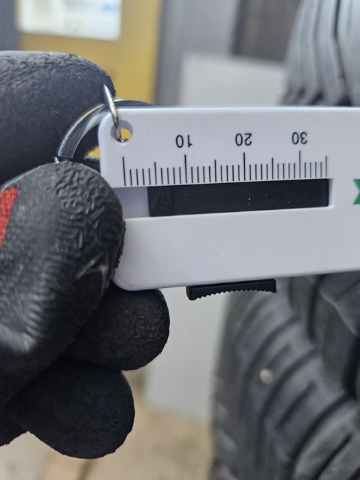 215/65R16 Michelin 4бр.