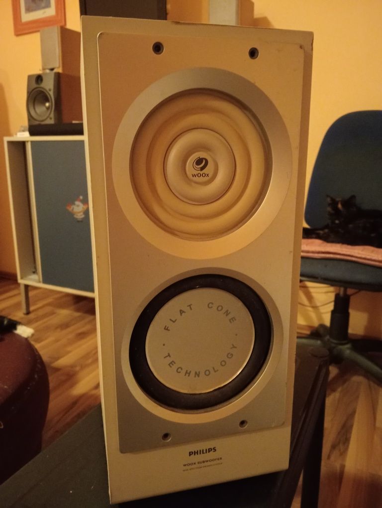 Sobwofer Philips se 700