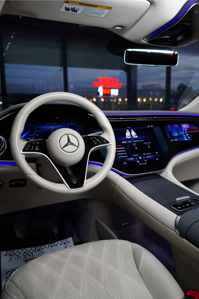 Mercedes Benz EQS580 SUV