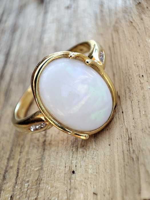 Unicat Inel Aur 18K Cu Opal Natural-