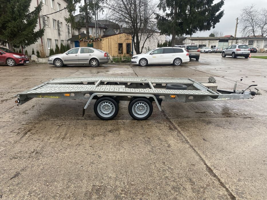 Platforma Gala din 2022 de 2000 kg