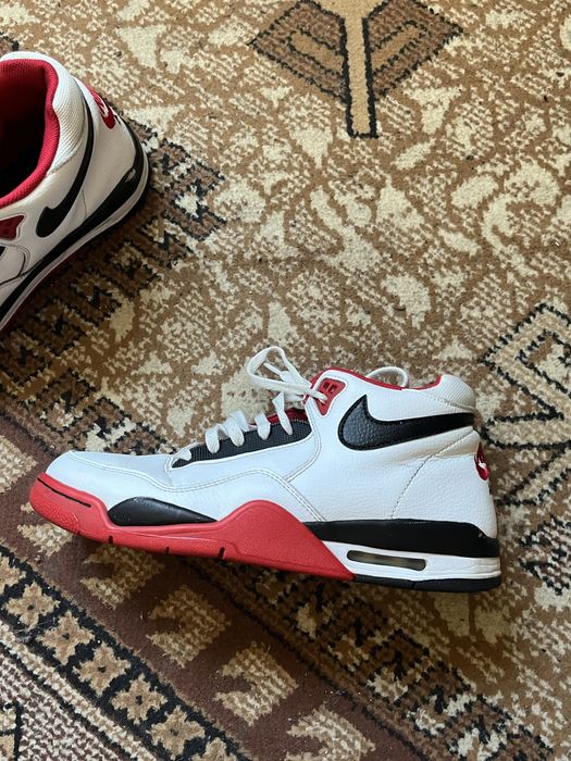 vand snickersi/adidasi nike air