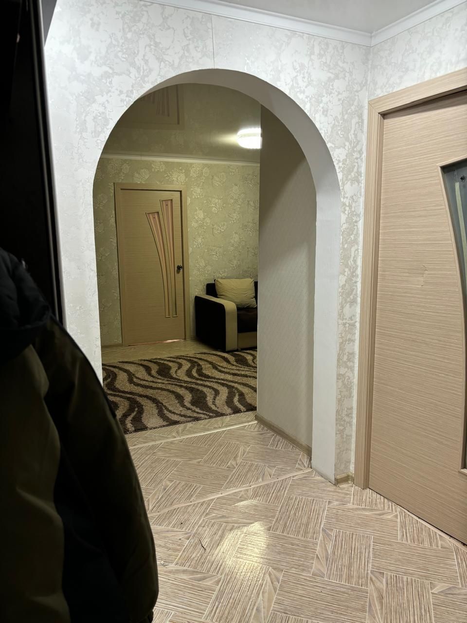 Поменяю 3х комнатную квартиру на дом.