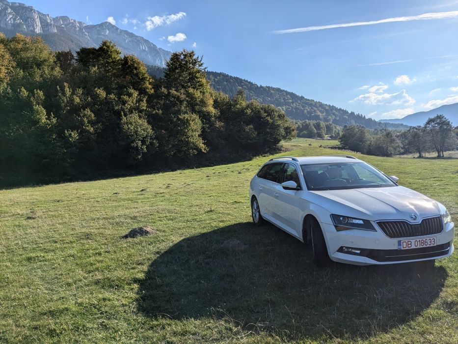 Vând Skoda Superb