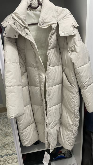 Продам куртку новую