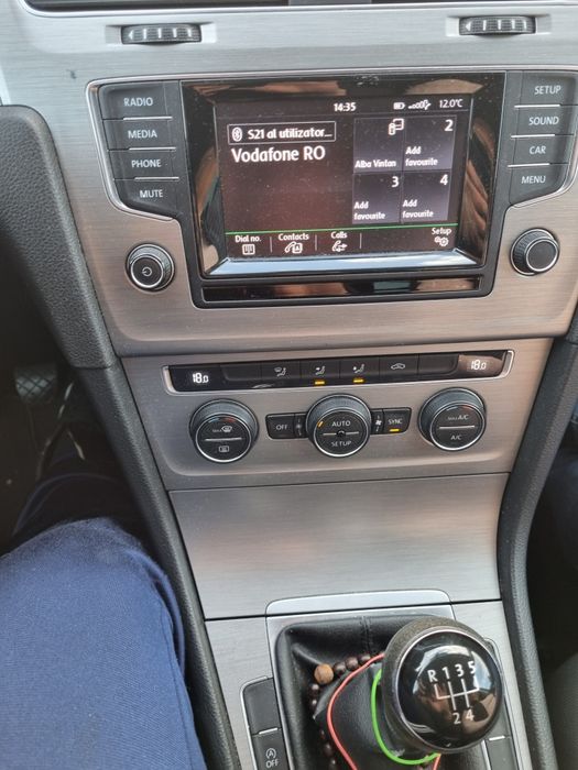 Vând Volkswagen Golf 7