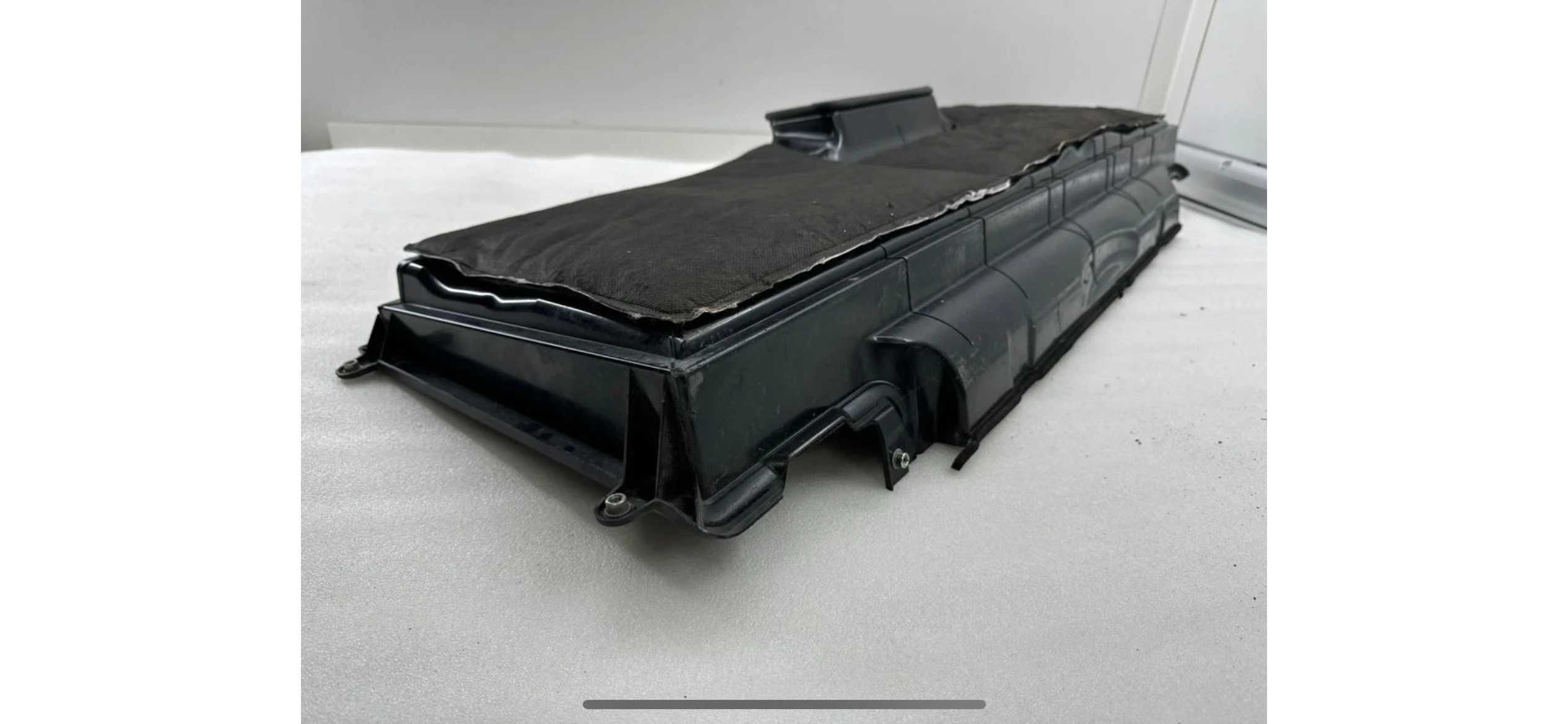 Tesla Model X 2017 Hepa Filter С Кутия Хепа Филтър Тесла модел Х