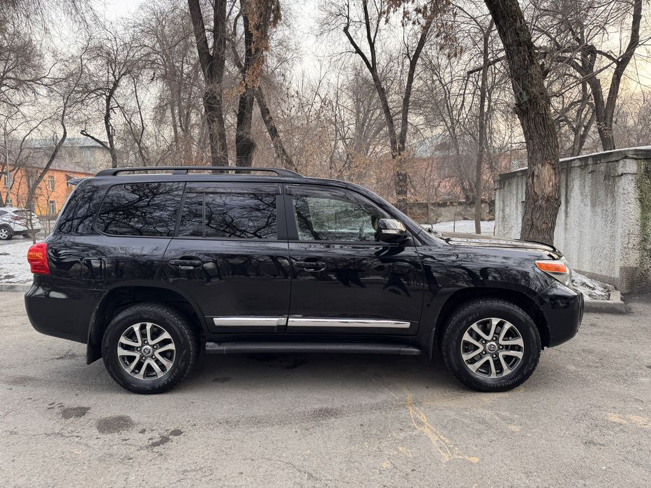 Продам зимние шины с дисками