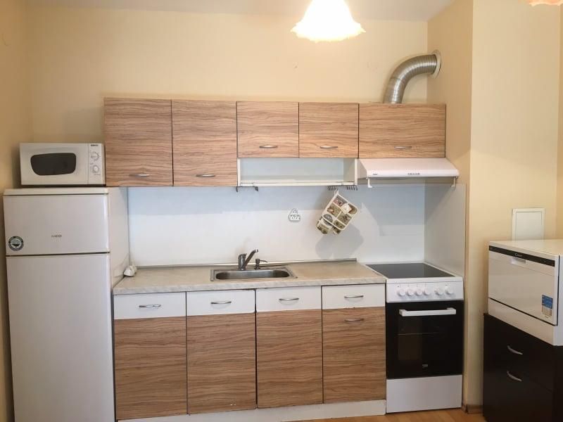 Дава се под наем Четиристаен апартамент в София, Стрелбище - 139 кв.м за 997.05 € - Снимка #2