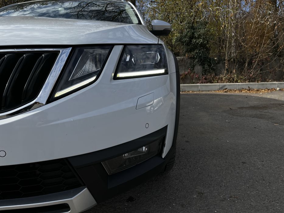 Skoda Octavia 3 Scout 184cp