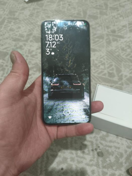 Продам Xiaomi 13 256