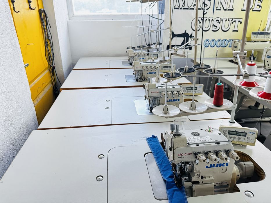 Masina de surfilat JUKI 5 fire automata cu taiere ata si servo motor