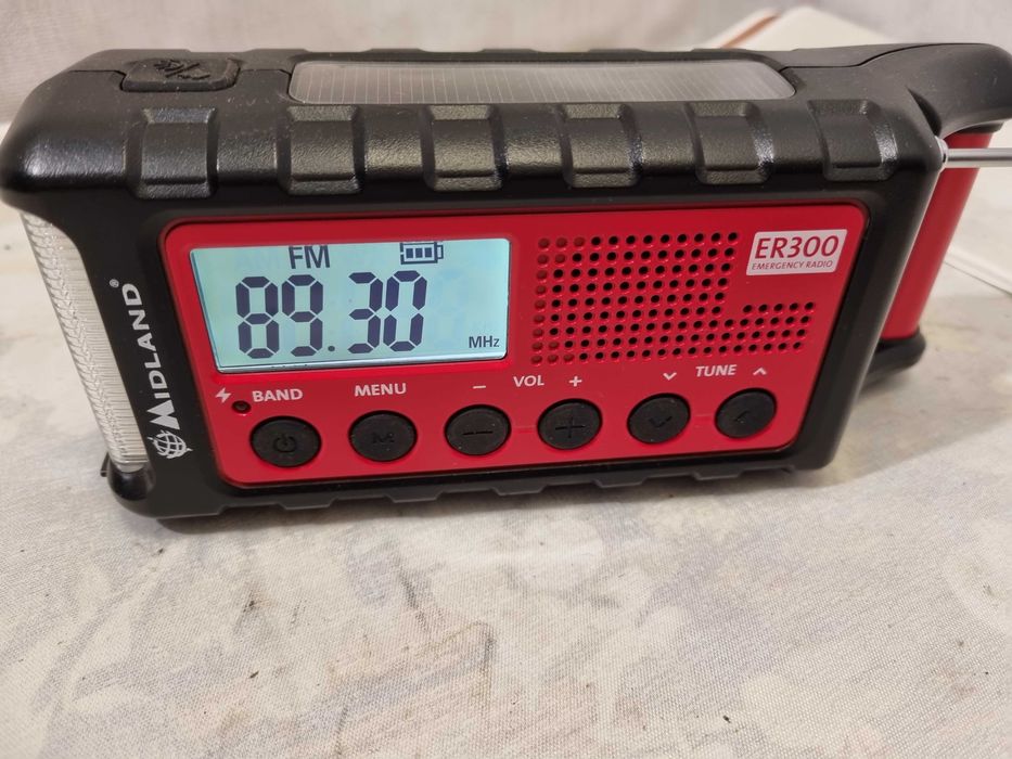 Boxa incarcare solara Midland ER300 Emergency radio portabil AM FM