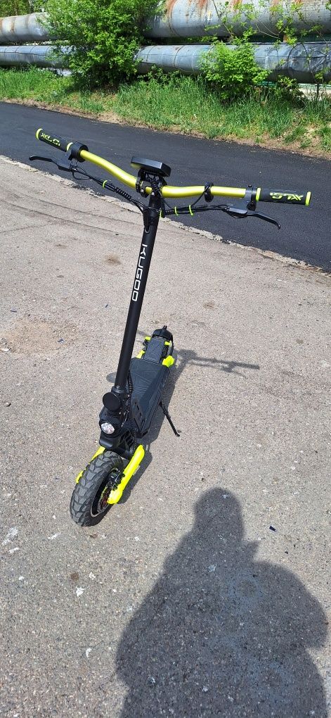 Trotineta electrica KUGOO G2 PRO impecabila ca si noua în garantie