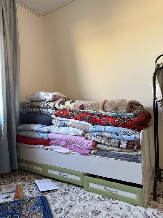 Продам кровать б/у